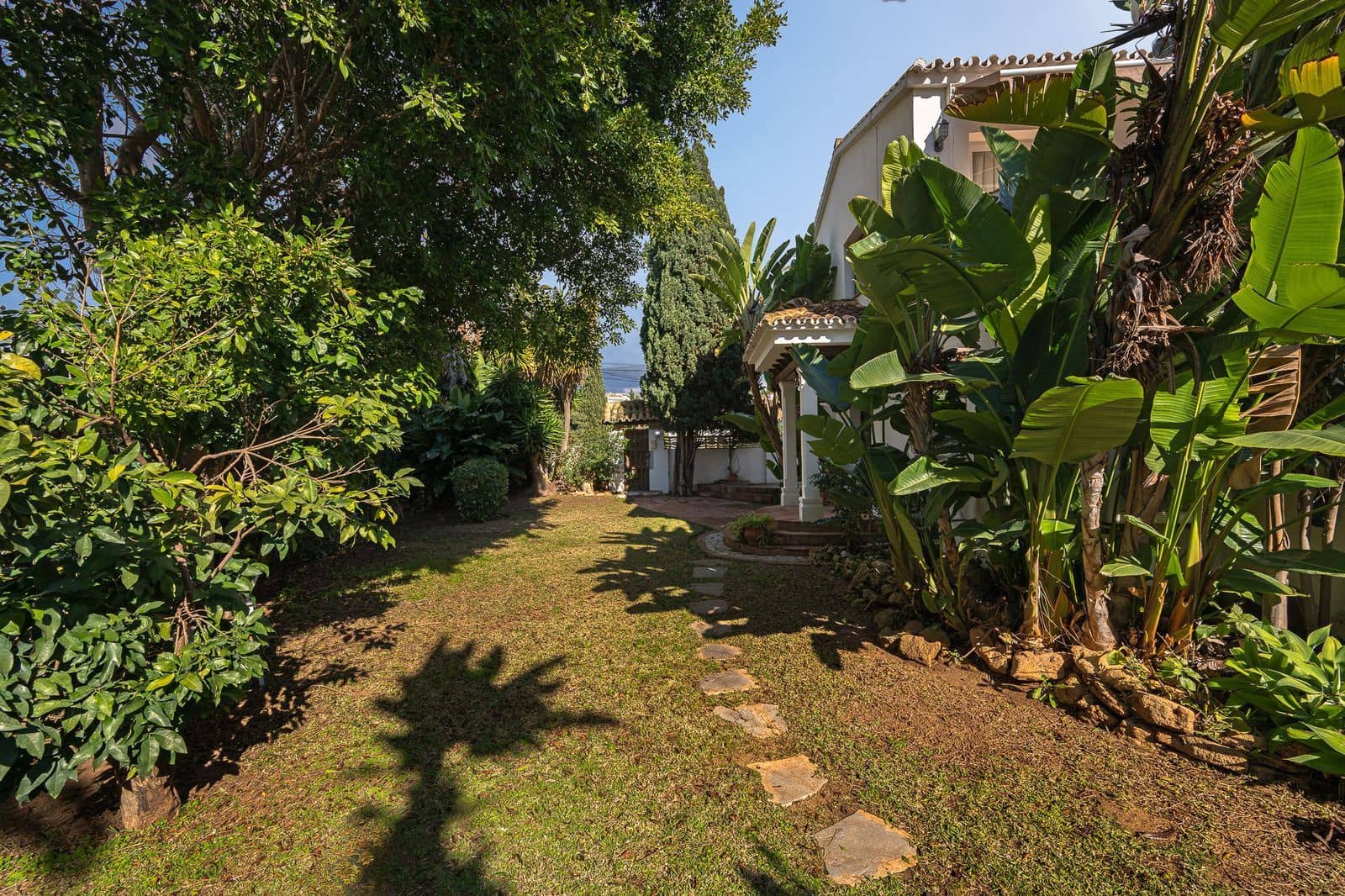 5 sypialnia Willa na sprzedaż w Marbesa - 1 290 000 € (Ref: 9527227)