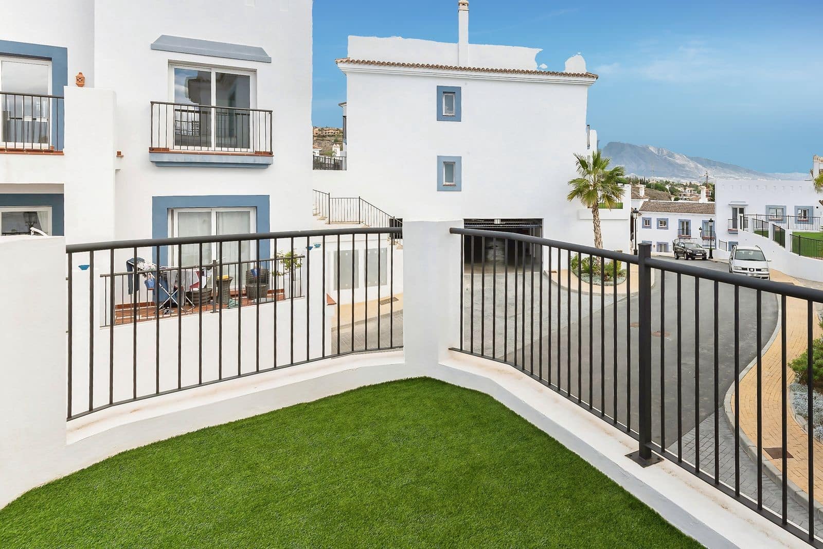 3 makuuhuone Huoneisto myytävänä paikassa El Paraiso - 575 000 € (Ref: 9527228)