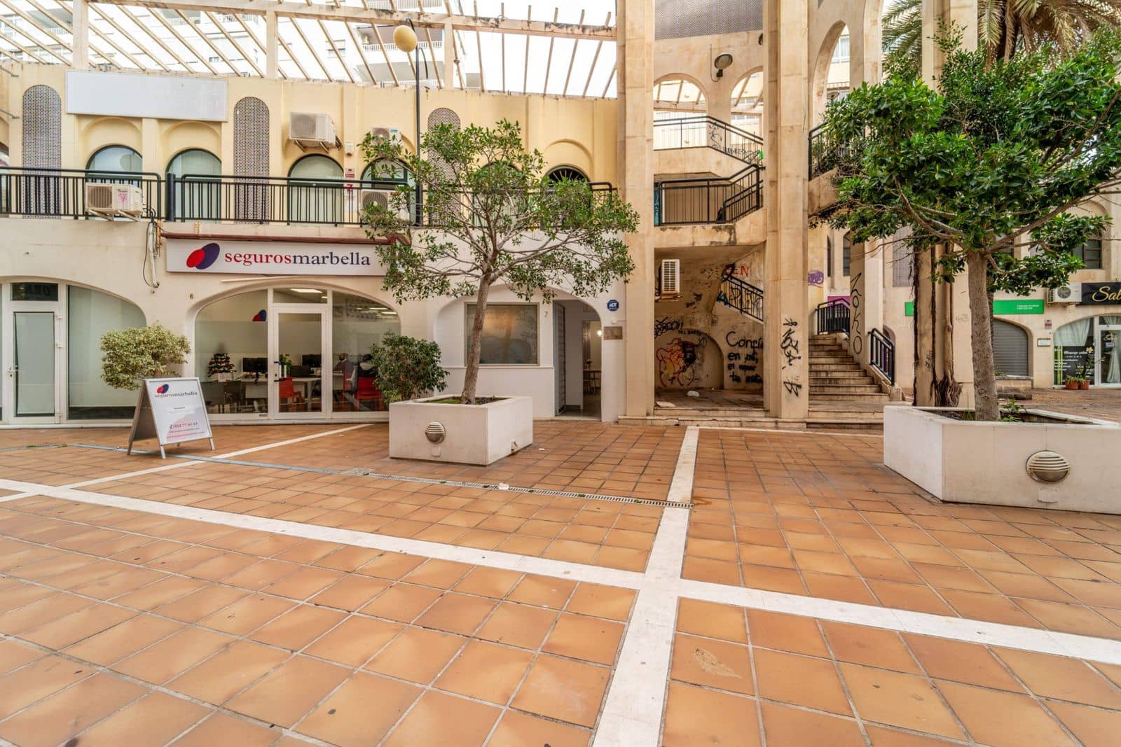 Komercyjne na sprzedaż w Marbella - 319 500 € (Ref: 9527236)