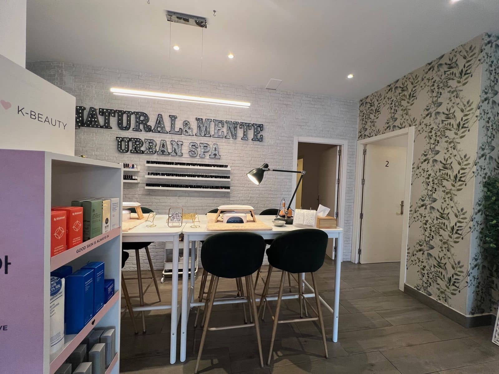 4 chambre Entreprise à vendre à Estepona - 330 000 € (Ref: 9527237)
