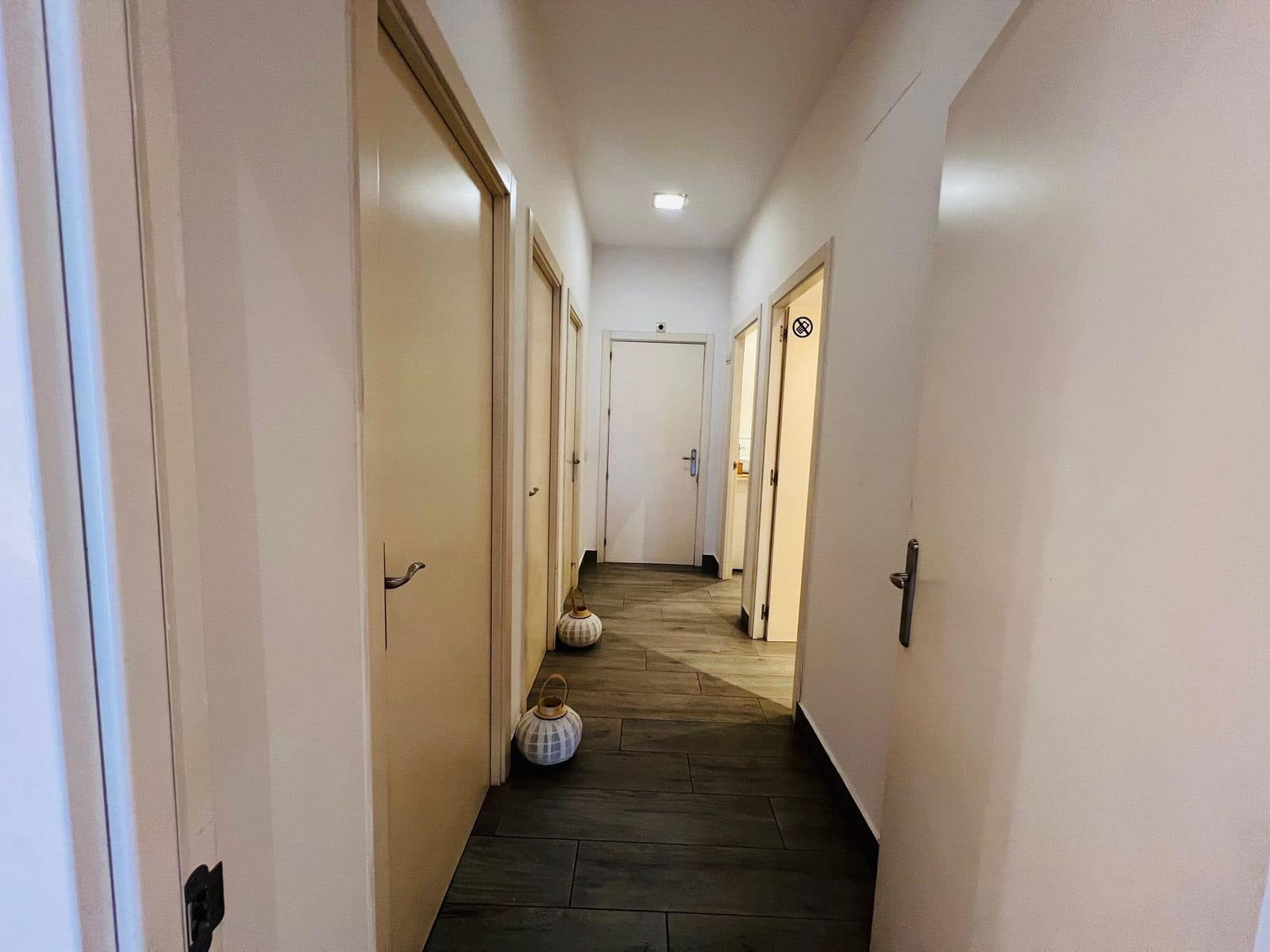 4 chambre Entreprise à vendre à Estepona - 330 000 € (Ref: 9527237)