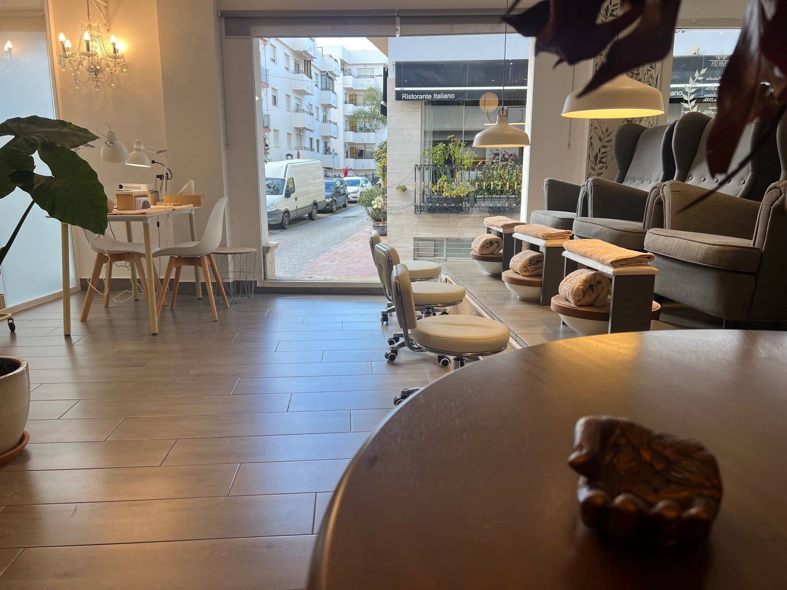 4 chambre Entreprise à vendre à Estepona - 330 000 € (Ref: 9527237)