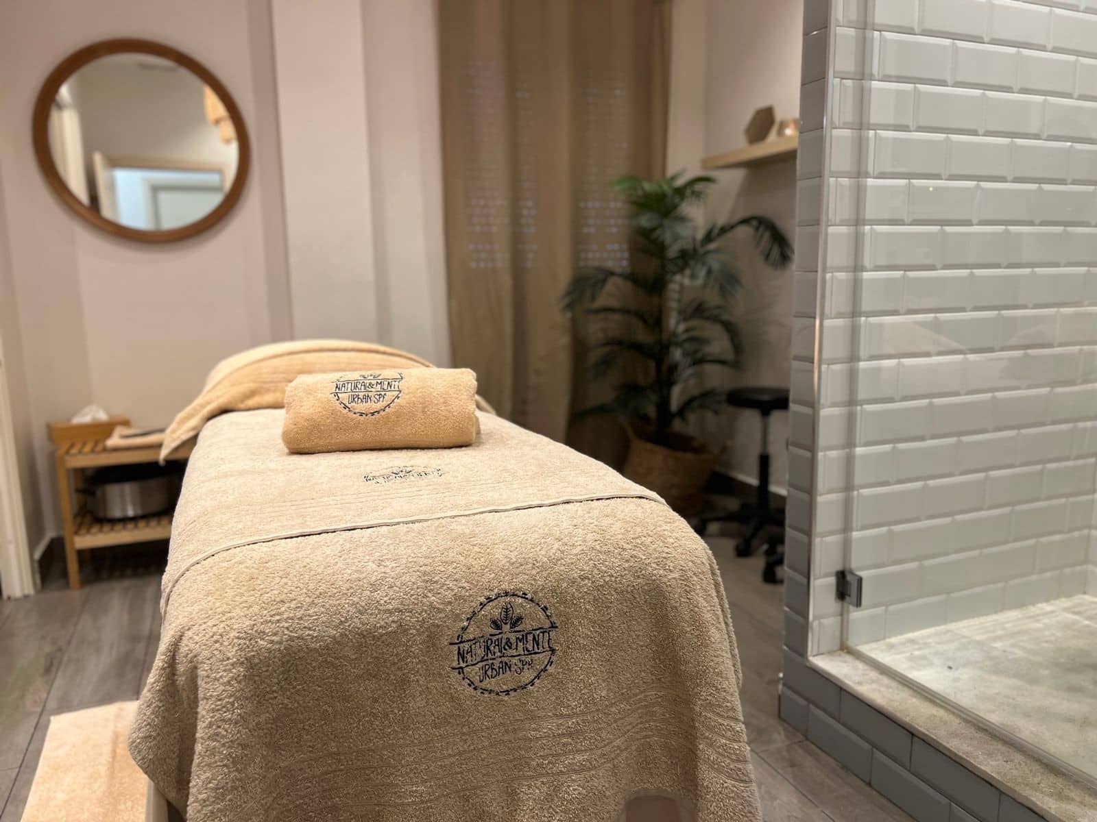 4 chambre Entreprise à vendre à Estepona - 330 000 € (Ref: 9527237)