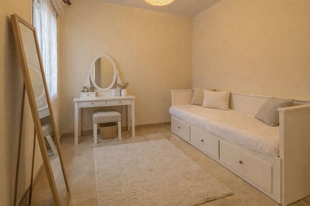 2 makuuhuone Huoneisto myytävänä paikassa La Alcaidesa - 345 000 € (Ref: 9527238)