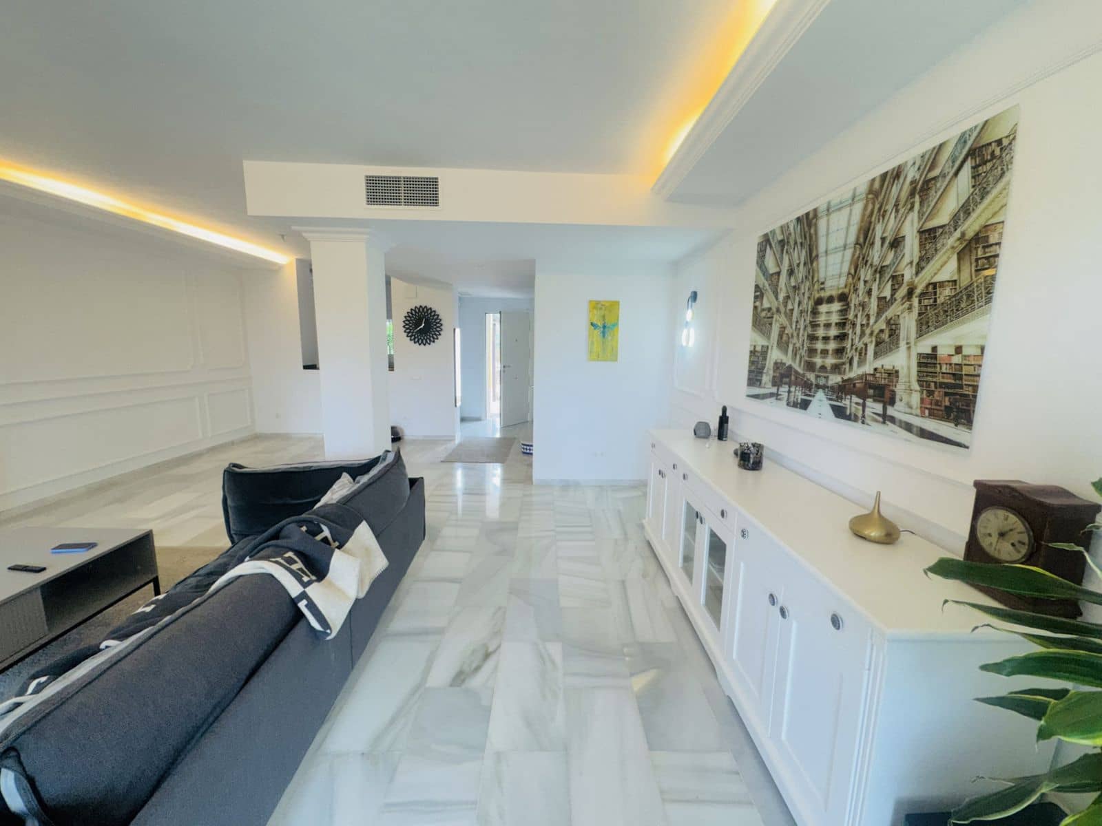 4 chambre Maison de Ville à vendre à New Golden Mile - 585 000 € (Ref: 9527241)