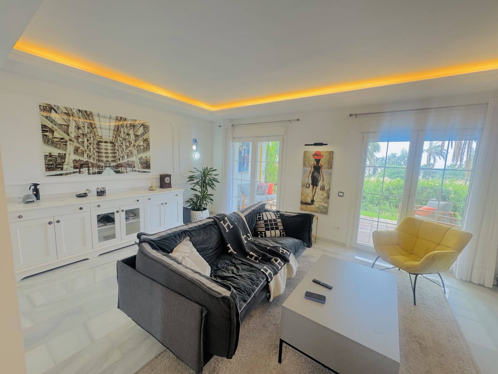 4 chambre Maison de Ville à vendre à New Golden Mile - 585 000 € (Ref: 9527241)