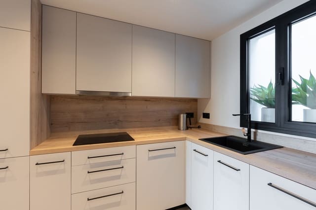 2 soverom Leilighet til salgs i Nueva Andalucia, Marbella - € 675 000 (Ref: 9527245)