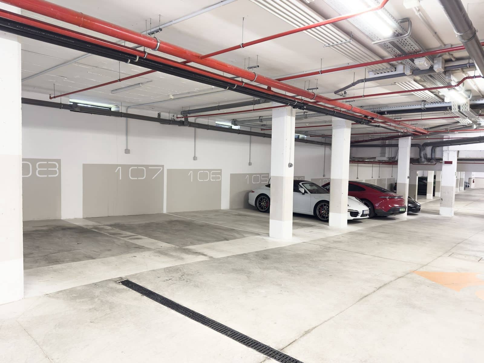 2 soverom Leilighet til salgs i Nueva Andalucia - € 675 000 (Ref: 9527245)