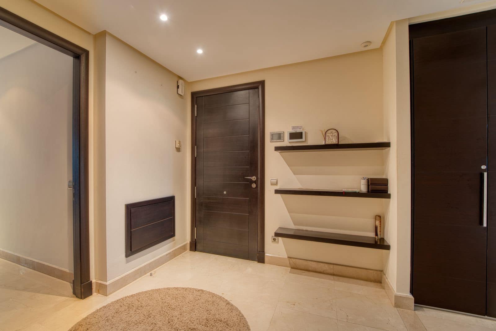 2 soverom Leilighet til salgs i Nueva Andalucia - € 1 800 000 (Ref: 9527262)