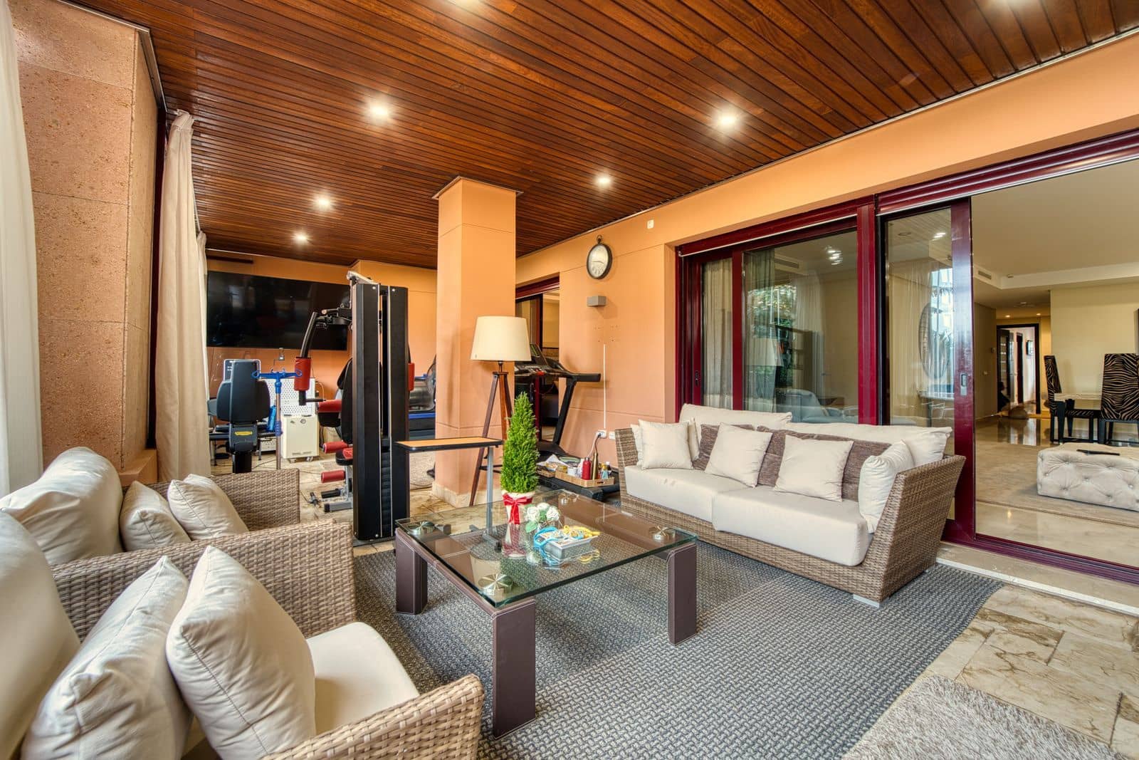 2 soverom Leilighet til salgs i Nueva Andalucia - € 1 800 000 (Ref: 9527262)