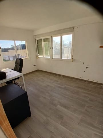 4 bedroom Finca/Country House for sale in Estepona - € 405,000 (Ref: 9527270)