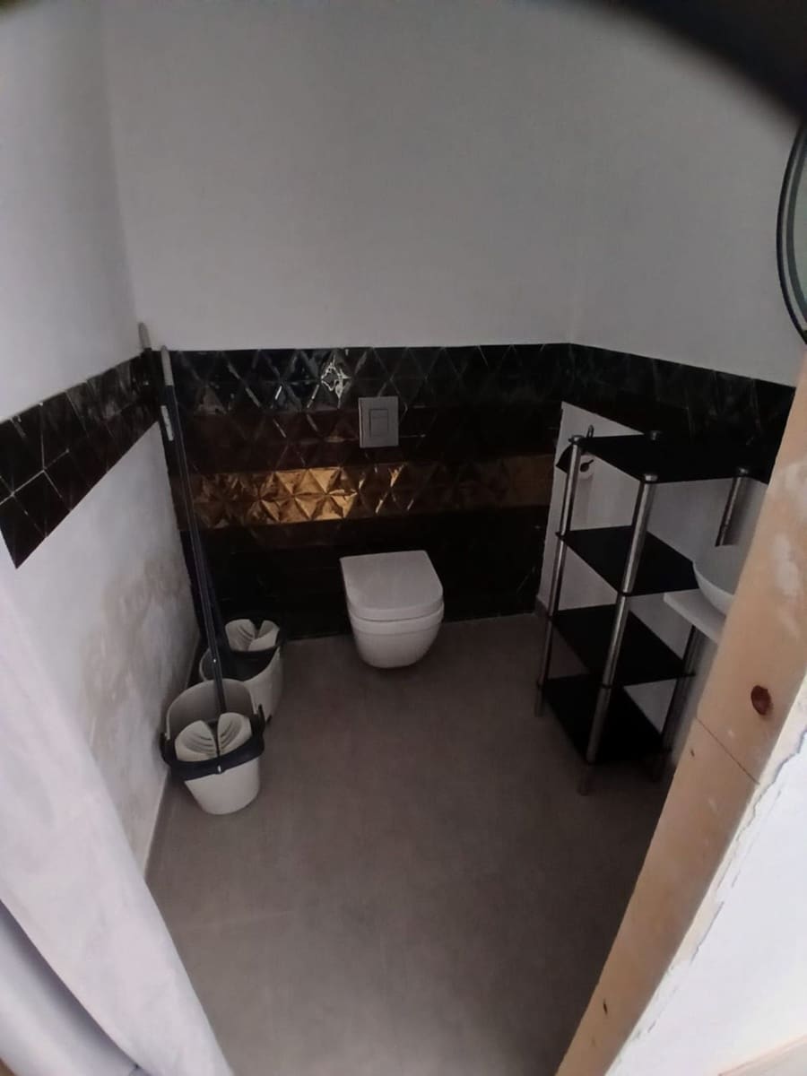 4 bedroom Finca/Country House for sale in Estepona - € 405,000 (Ref: 9527270)