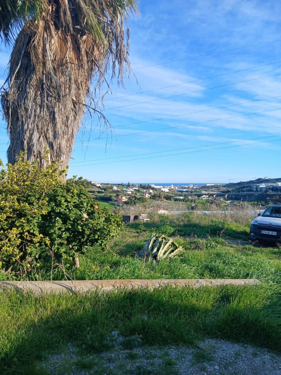 4 bedroom Finca/Country House for sale in Estepona - € 405,000 (Ref: 9527270)