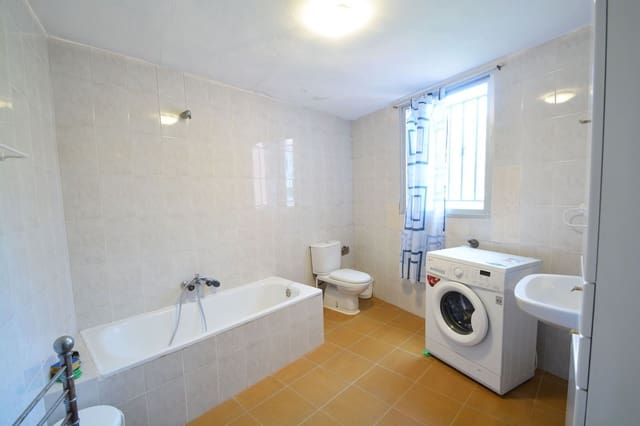 2 bedroom Finca/Country House for sale in Marbella - € 410,000 (Ref: 9527274)