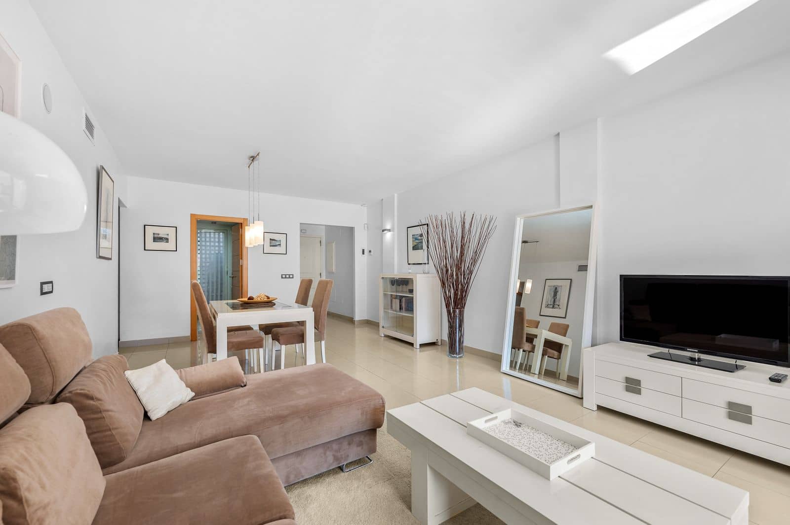 Apartamento de 2 habitaciones en El Paraiso en venta - 399.000 € (Ref: 9530657)