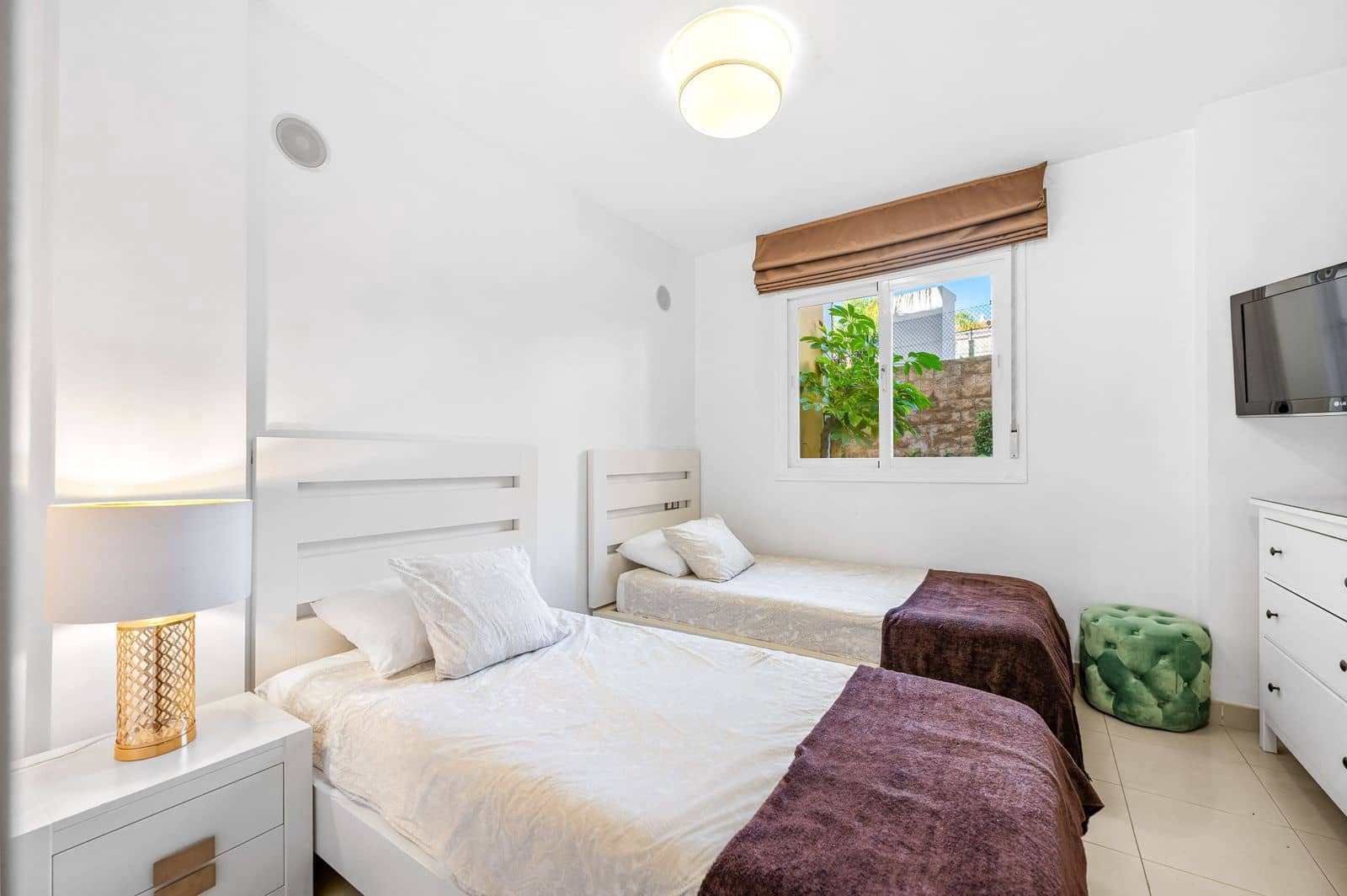 Apartamento de 2 habitaciones en El Paraiso en venta - 399.000 € (Ref: 9530657)