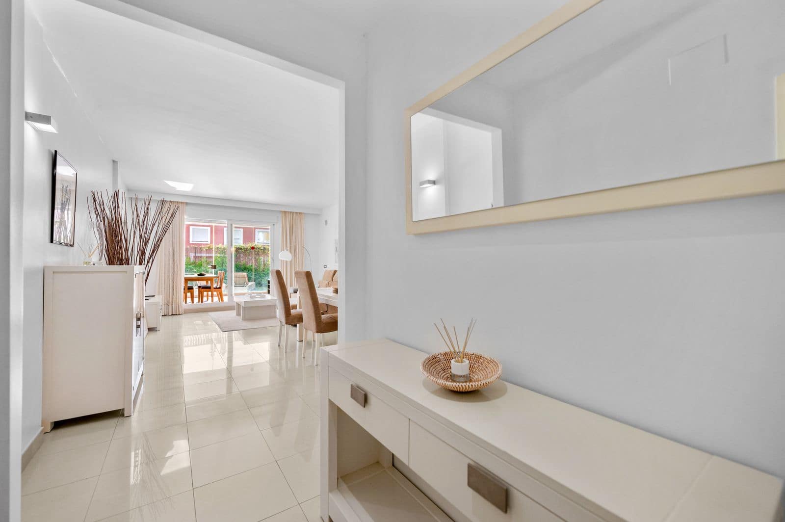 Apartamento de 2 habitaciones en El Paraiso en venta - 399.000 € (Ref: 9530657)