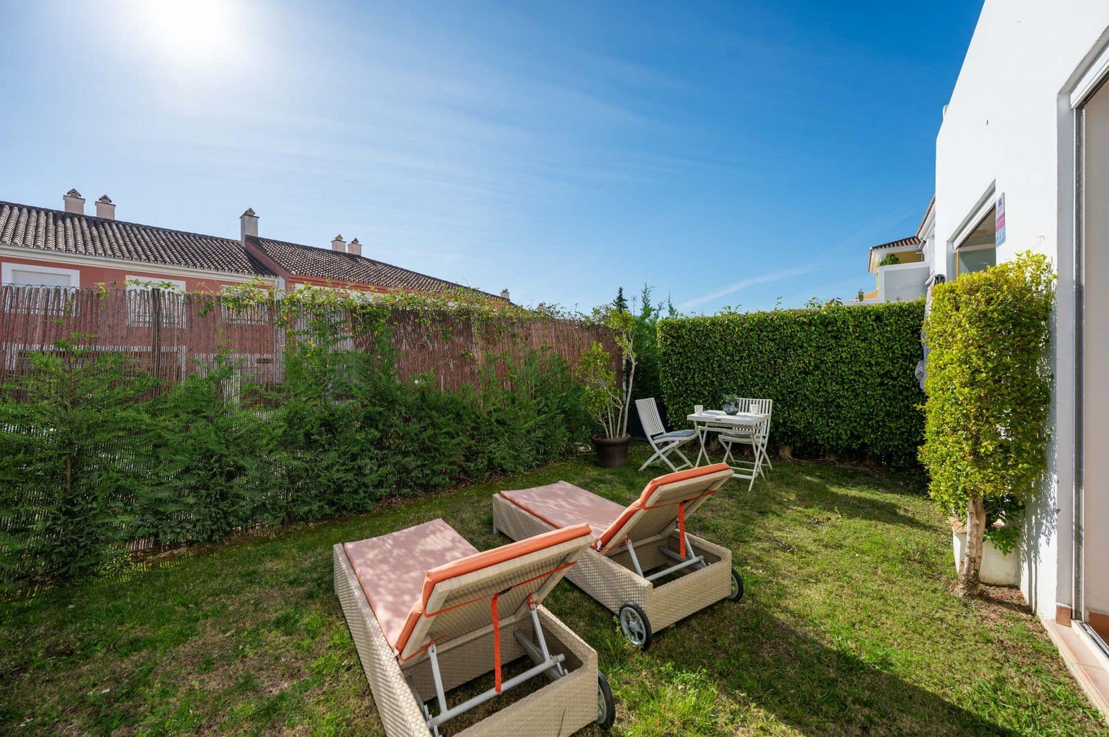 Apartamento de 2 habitaciones en El Paraiso en venta - 399.000 € (Ref: 9530657)