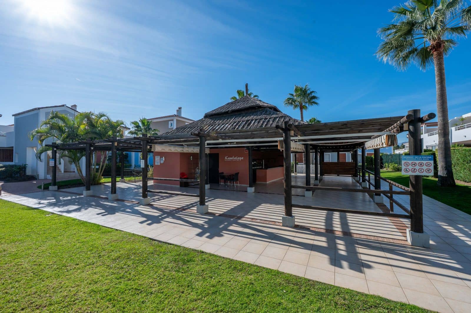 Apartamento de 2 habitaciones en El Paraiso en venta - 399.000 € (Ref: 9530657)