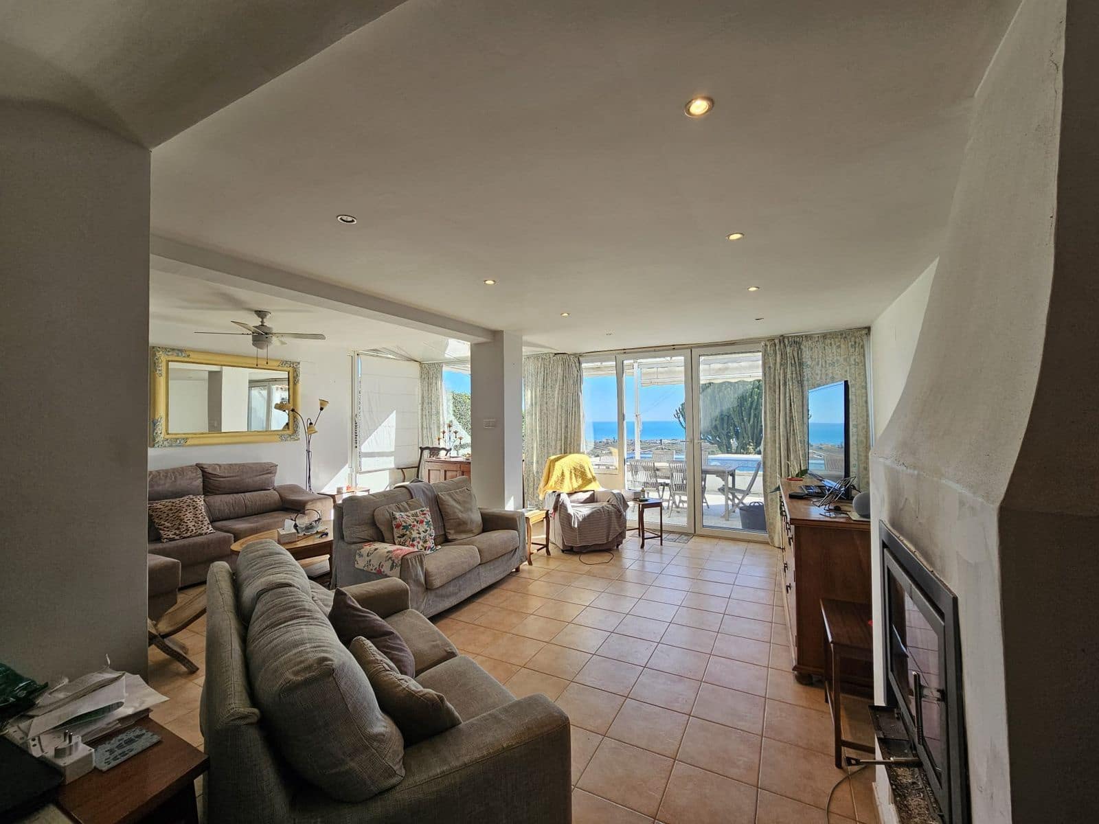 3 soverom Kjedet enebolig til salgs i Manilva - € 395 000 (Ref: 9530669)