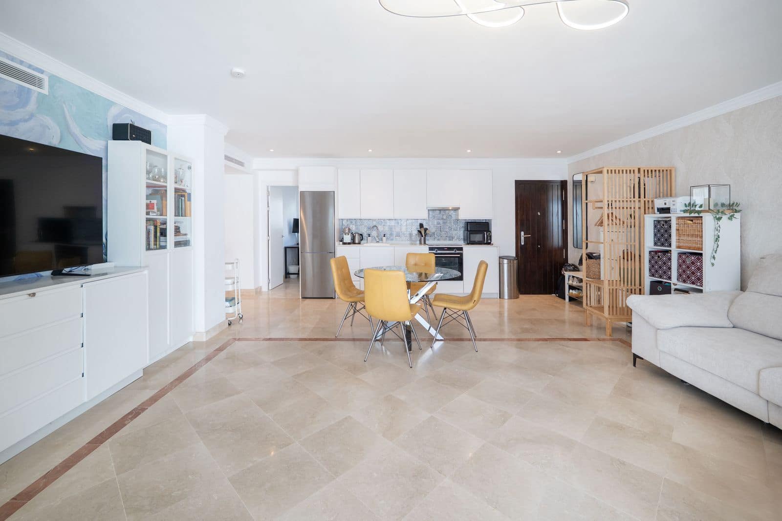 3 bedroom Apartment for sale in Benahavis - € 665,000 (Ref: 9530670)