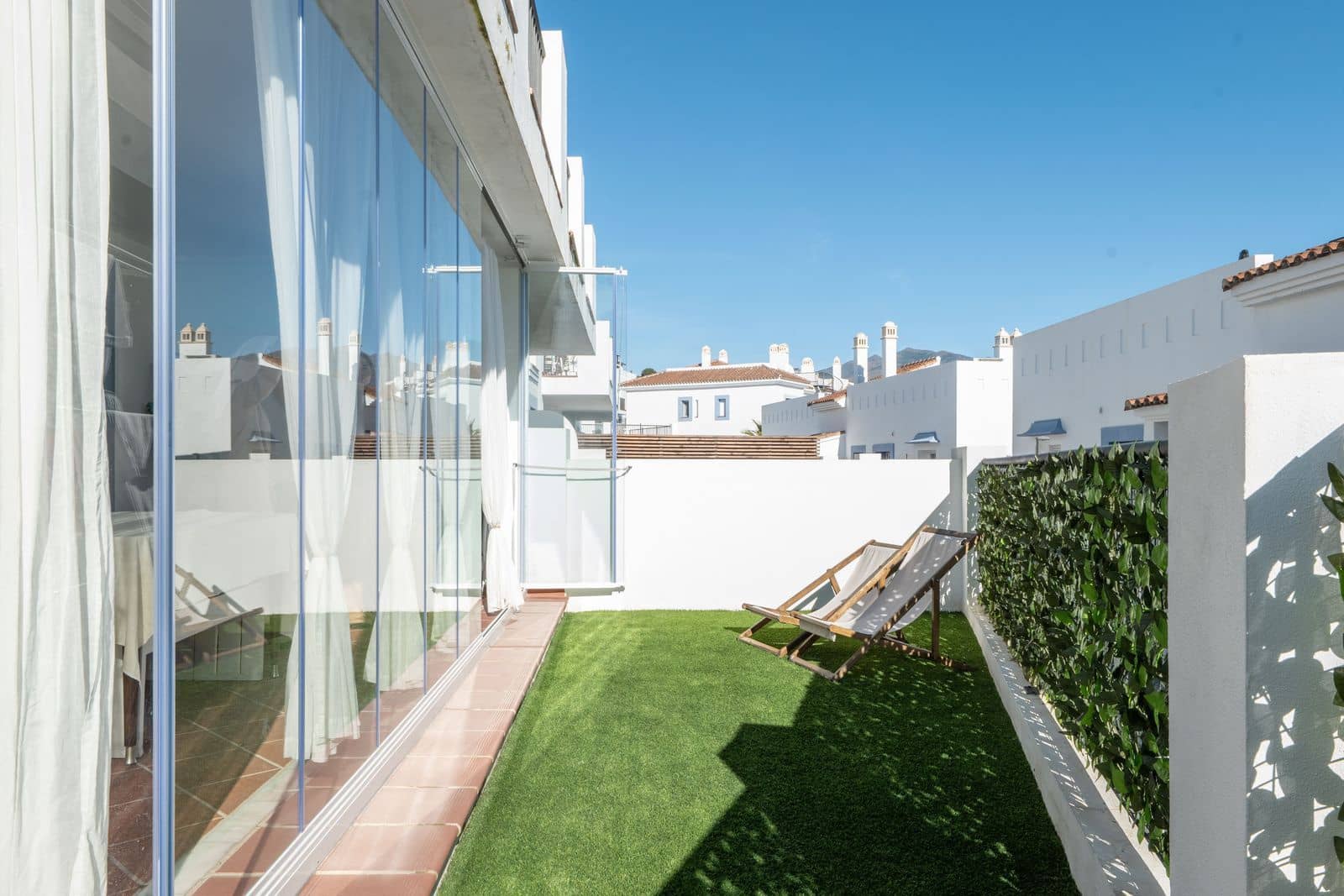 3 bedroom Apartment for sale in Benahavis - € 665,000 (Ref: 9530670)