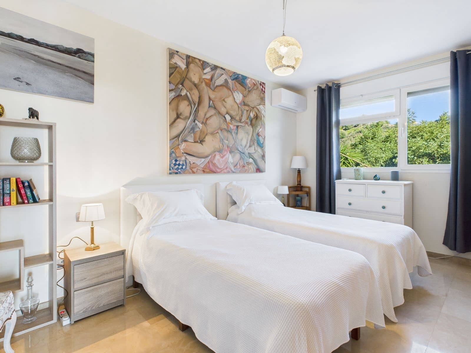 4 soveværelse Villa til salg i Estepona - € 1.195.000 (Ref: 9530671)