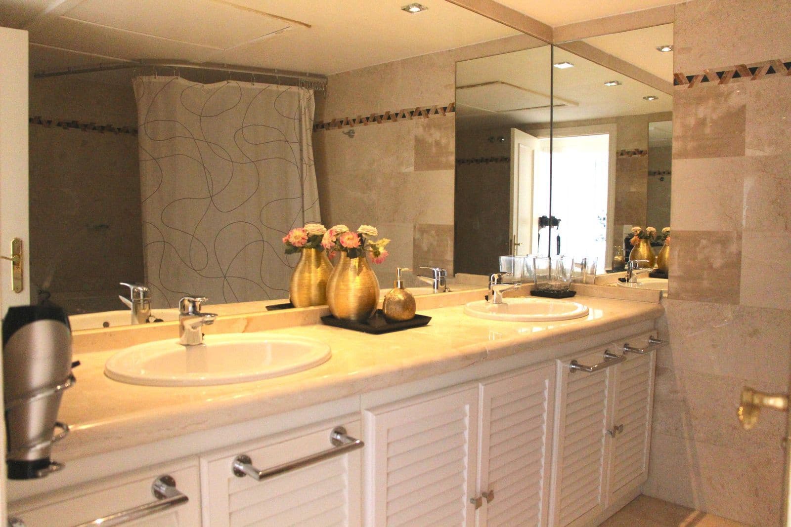 4 soverom Leilighet til salgs i Nueva Andalucia - € 1 550 000 (Ref: 9530672)