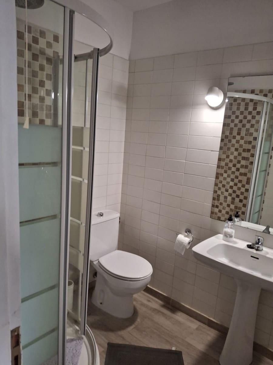 2 sypialnia Dom na sprzedaż w El Paraiso - 380 000 € (Ref: 9530675)