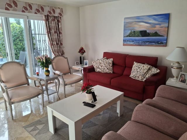 2 sypialnia Dom na sprzedaż w El Paraiso, Estepona - 380 000 € (Ref: 9530675)