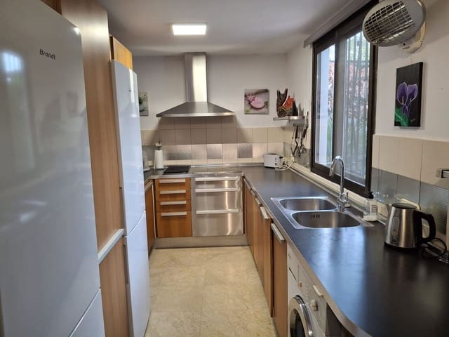 2 quarto Casa em Banda para venda em Estepona - 380 000 € (Ref: 9530675)