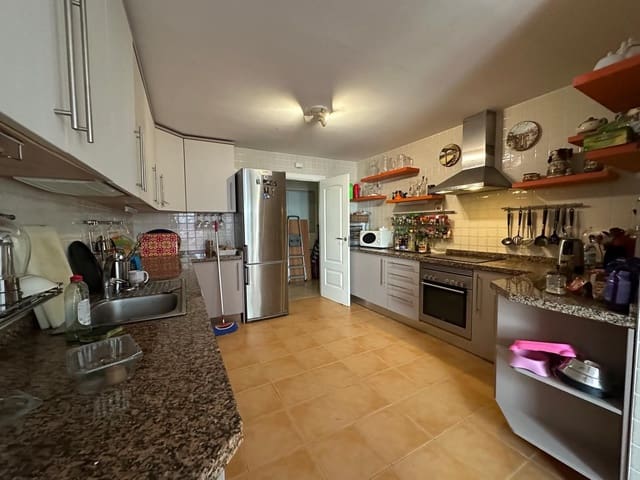 2 makuuhuone Huoneisto myytävänä paikassa La Alcaidesa - 750 000 € (Ref: 9530681)