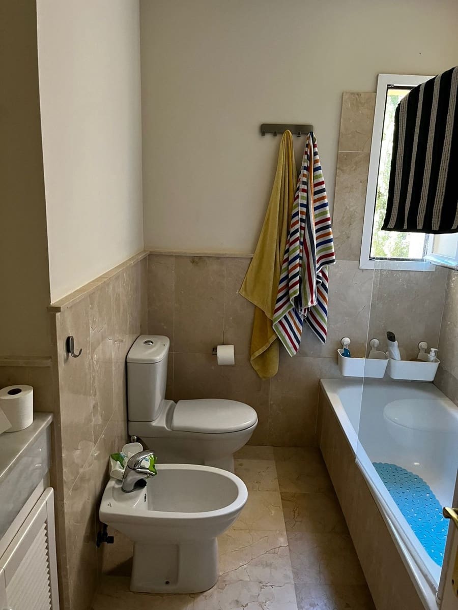 3 soveværelse Semi-Rækkehus til salg i Riviera del Sol - € 460.000 (Ref: 9530683)