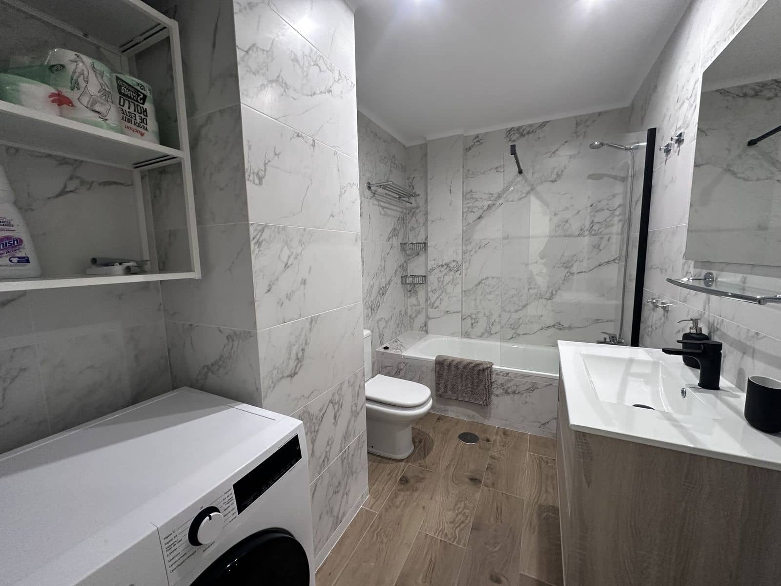 2 soverom Leilighet til salgs i Nueva Andalucia - € 590 000 (Ref: 9530686)