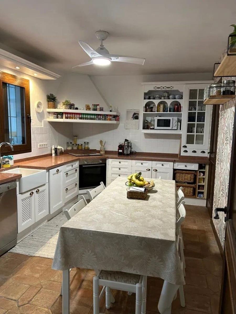 4 bedroom Villa for sale in Atalaya-Isdabe - € 1,695,000 (Ref: 9530687)