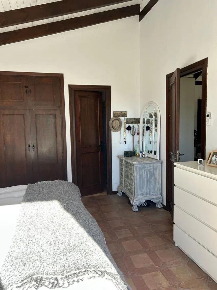 4 bedroom Villa for sale in Atalaya-Isdabe - € 1,695,000 (Ref: 9530687)