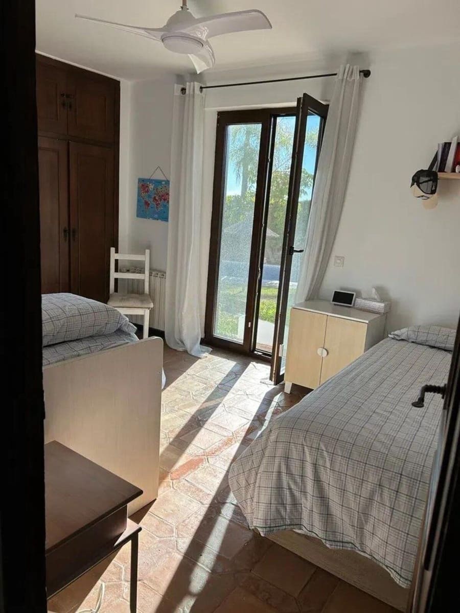 4 bedroom Villa for sale in Atalaya-Isdabe - € 1,695,000 (Ref: 9530687)