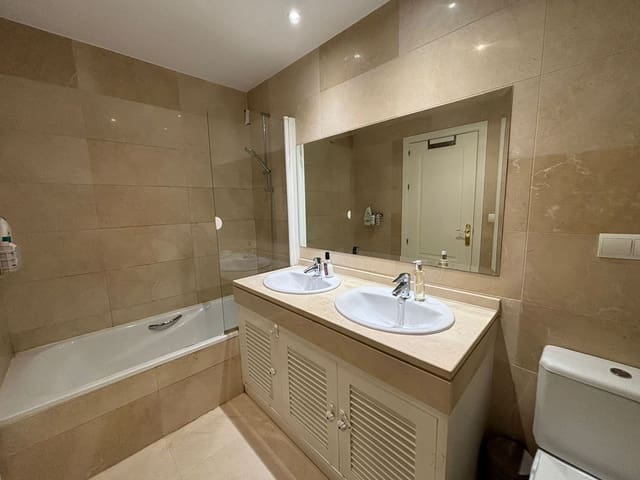 3 quarto Apartamento para venda em Los Arqueros, Benahavís - 480 000 € (Ref: 9530703)