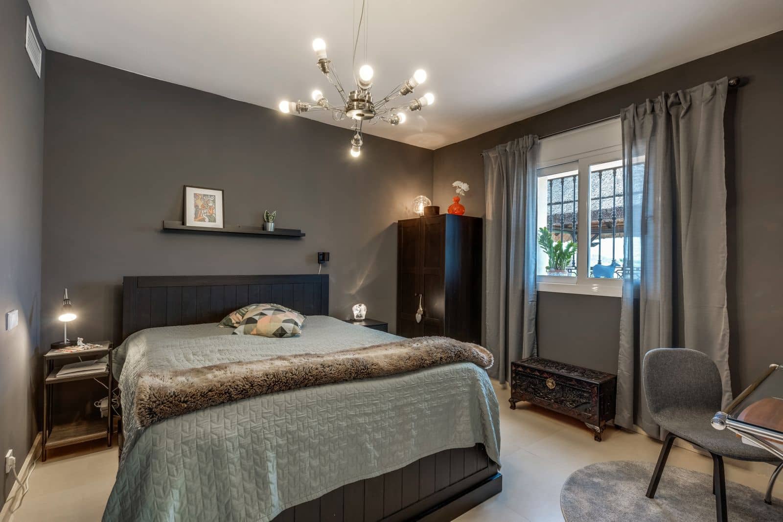 4 bedroom Villa for sale in Nueva Andalucia - € 3,695,000 (Ref: 9543173)