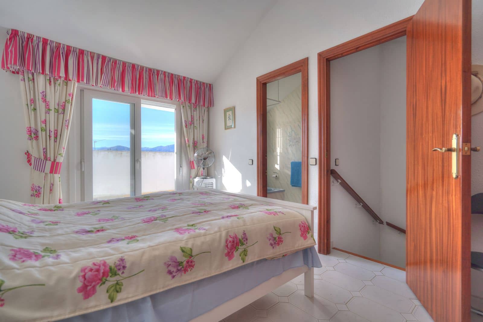 3 bedroom Semi-detached Villa for sale in Mijas Golf - € 375,000 (Ref: 9543176)