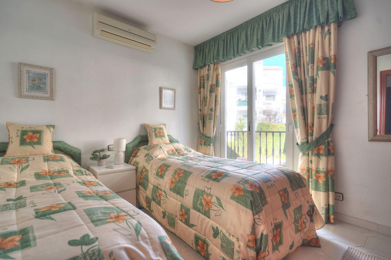 3 bedroom Semi-detached Villa for sale in Mijas Golf - € 375,000 (Ref: 9543176)