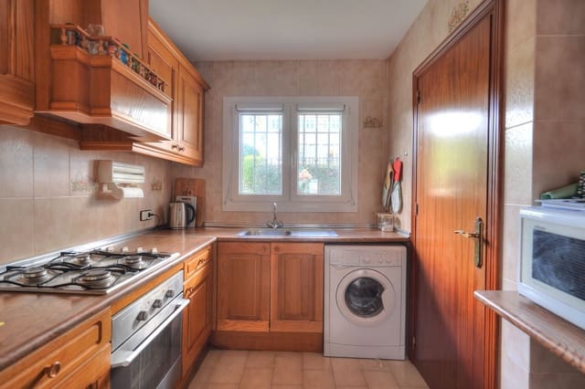 3 bedroom Semi-detached Villa for sale in Mijas Golf, Mijas - € 375,000 (Ref: 9543176)