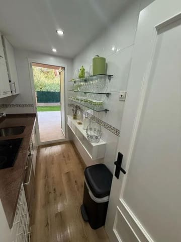 2 bedroom Apartment for sale in Las Chapas, Marbella - € 660,000 (Ref: 9543179)