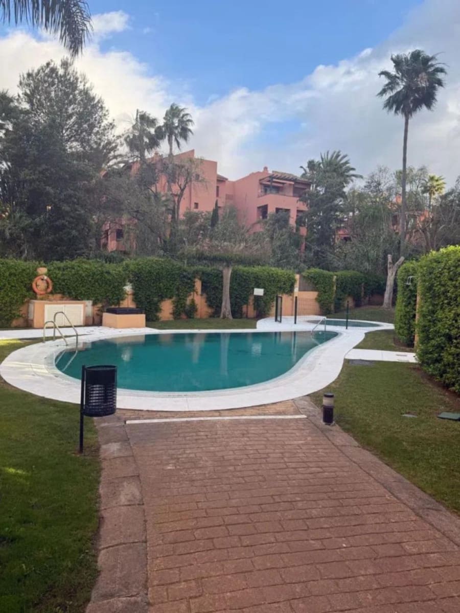 2 bedroom Apartment for sale in Las Chapas - € 660,000 (Ref: 9543179)