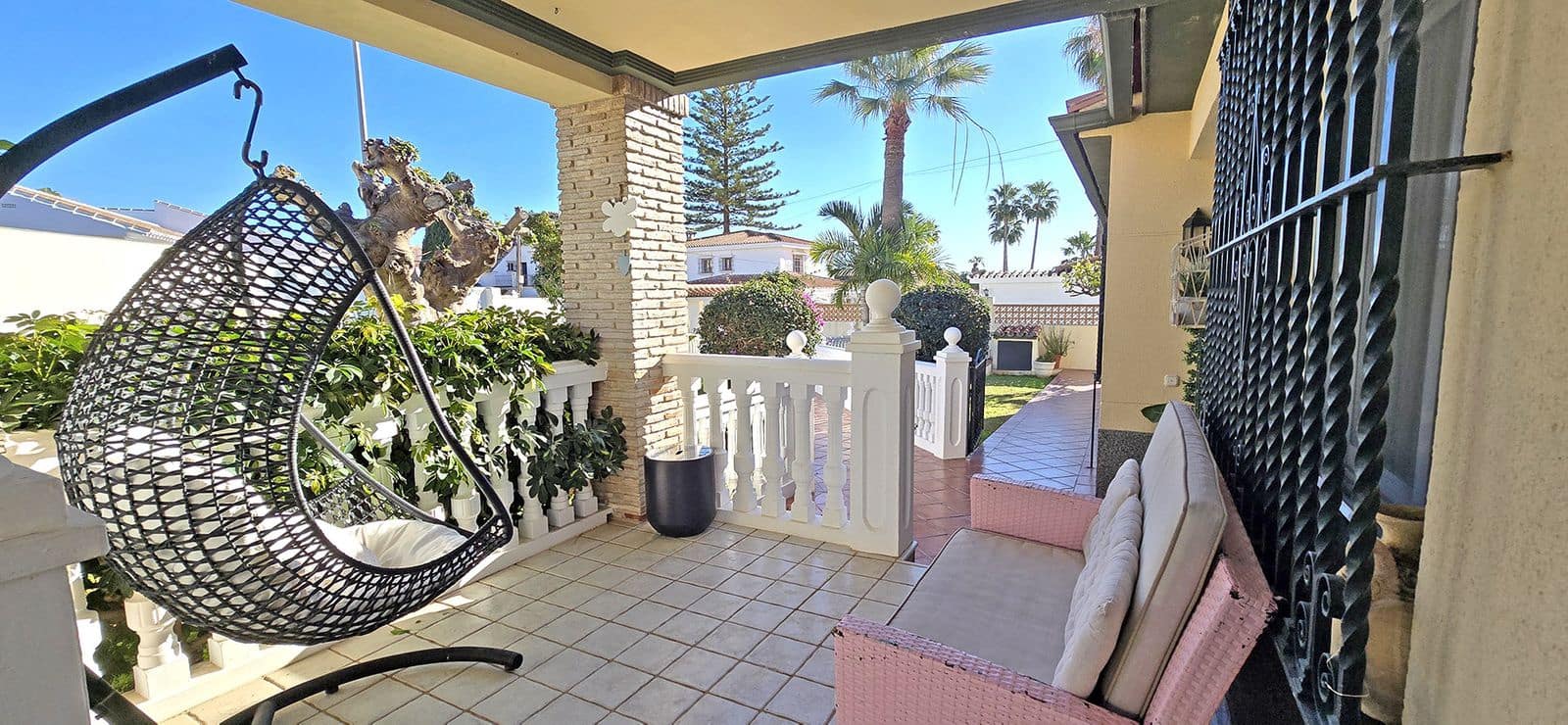 6 soveværelse Villa til salg i Benalmadena Costa - € 1.288.000 (Ref: 9543191)