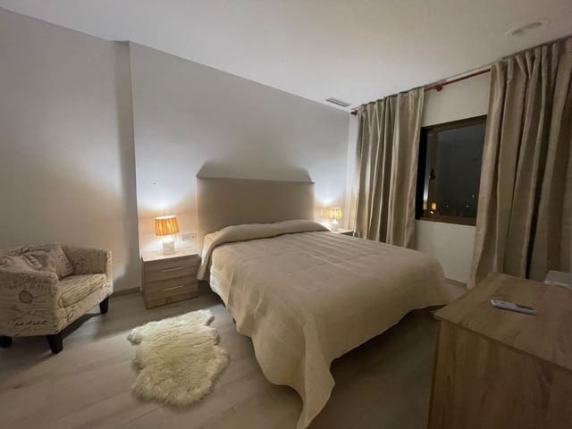 1 Zimmer Apartment zu verkaufen in Las Brisas, Marbella - 335.000 € (Ref: 9543200)