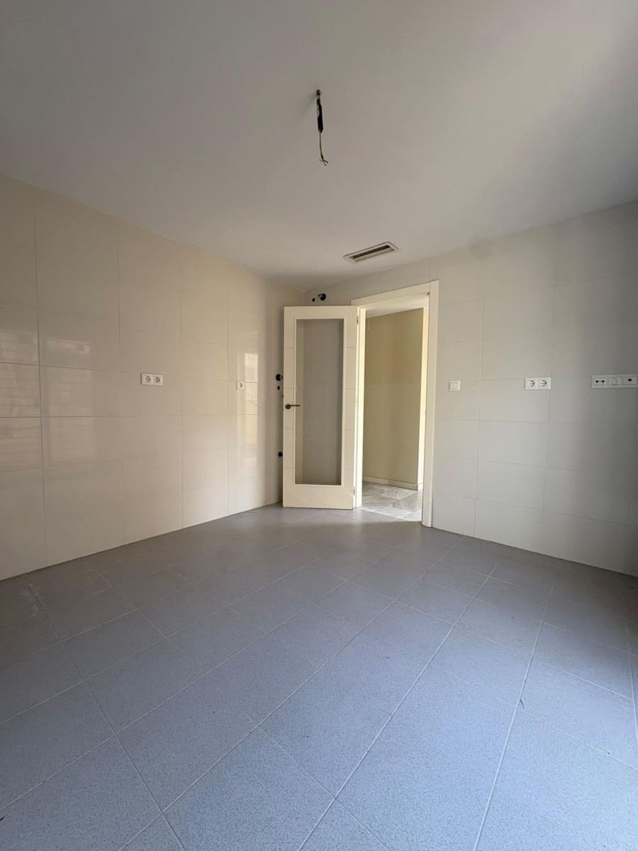 Pareado de 4 habitaciones en Calahonda en venta - 502.550 € (Ref: 9543209)