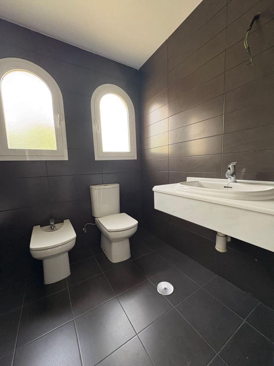 Pareado de 4 habitaciones en Calahonda en venta - 502.550 € (Ref: 9543209)