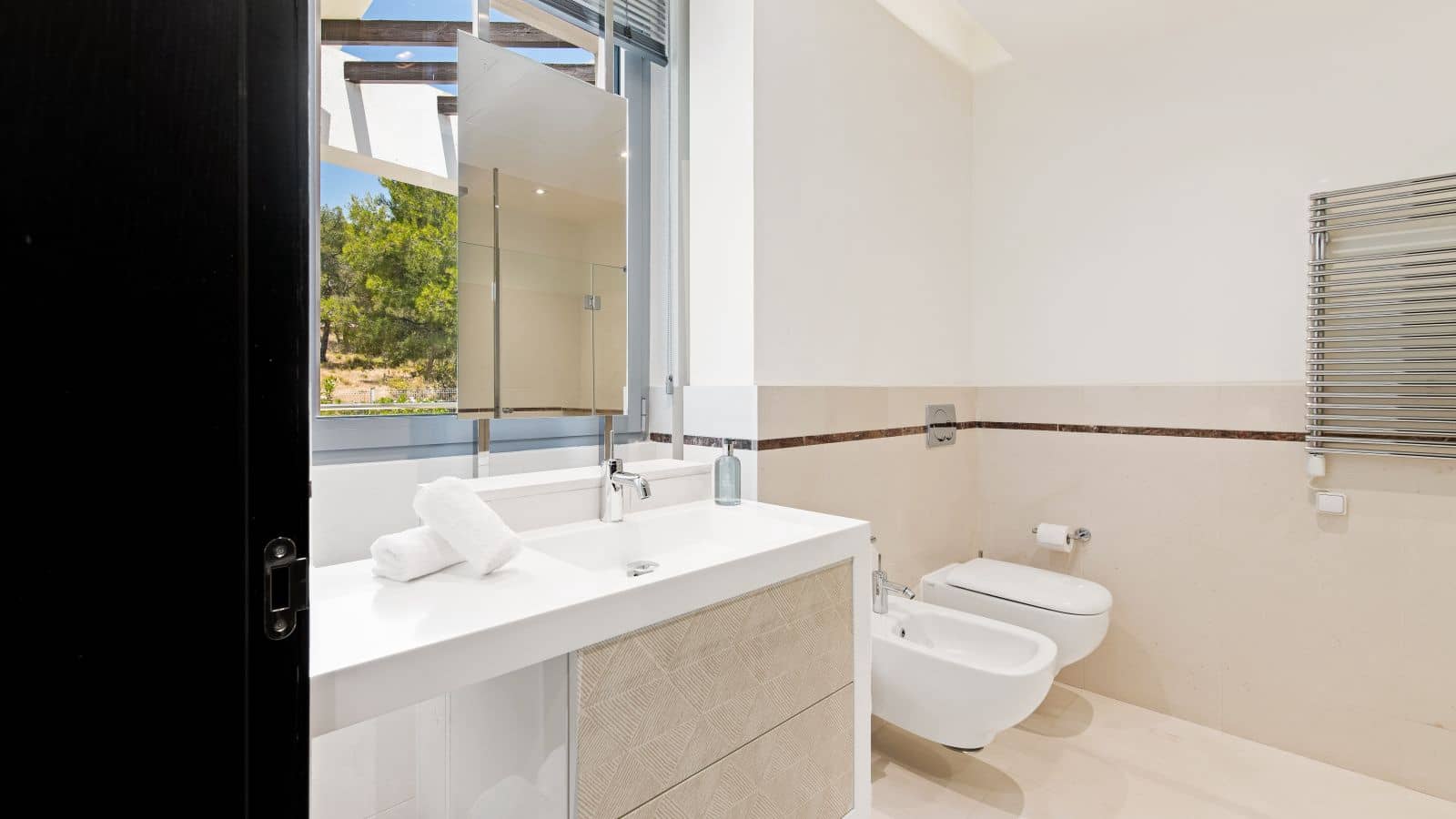 Pareado de 4 habitaciones en Golden Mile en venta - 3.000.000 € (Ref: 9543231)