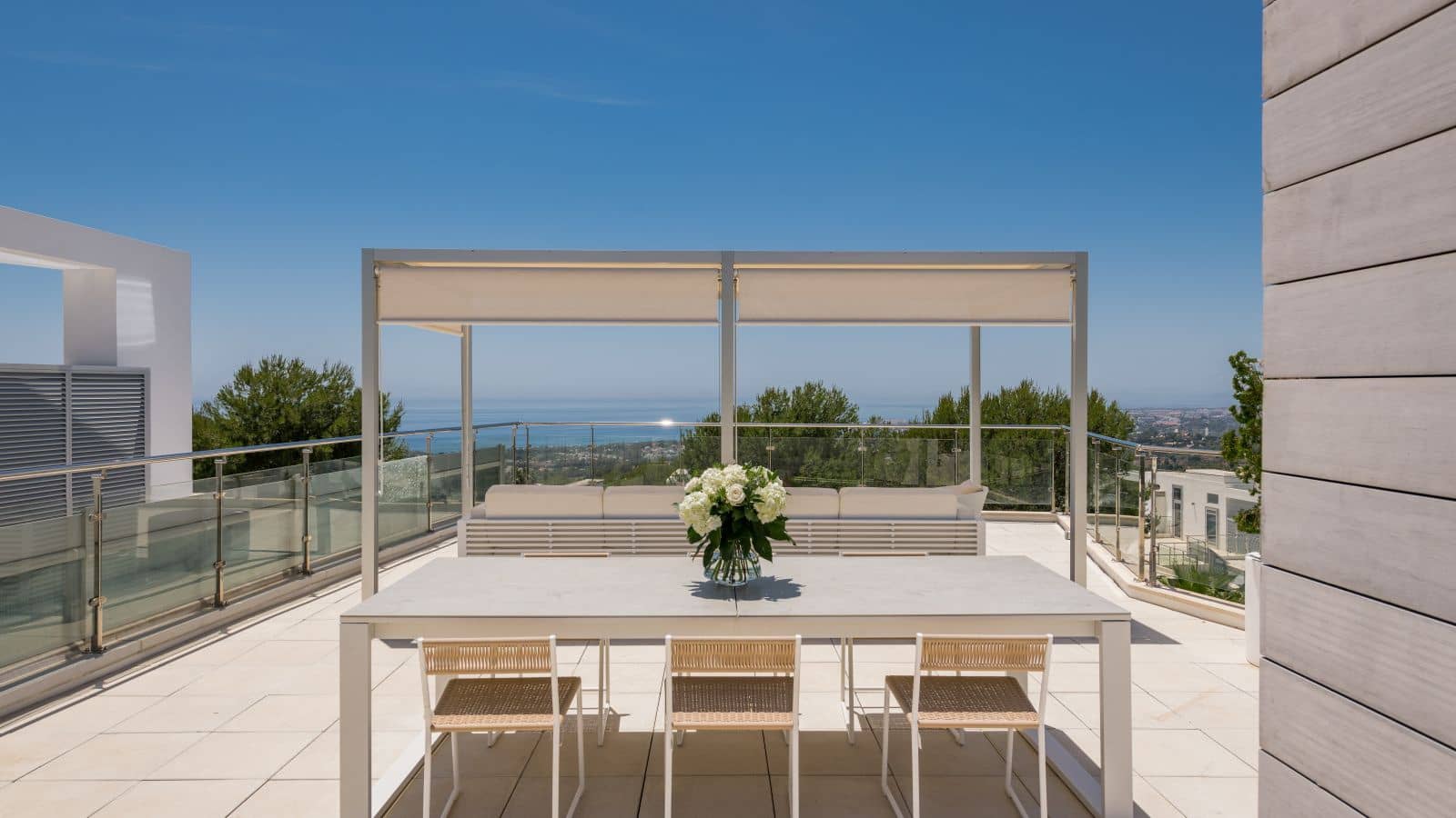 Pareado de 4 habitaciones en Golden Mile en venta - 3.000.000 € (Ref: 9543231)